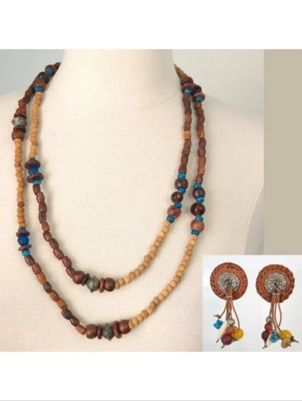 Wood‎ & Blue Beaded 28
